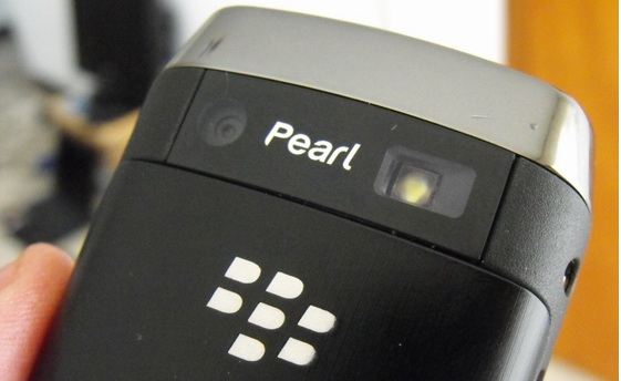 Blackberry Pearl  9100 camera