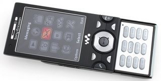 Sony Ericsson W995 front keypad 